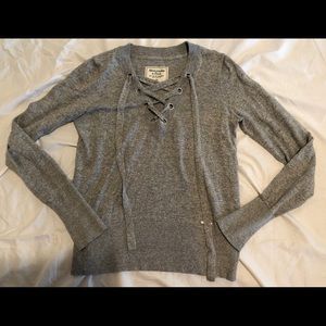 Abercrombie & Fitch sweater (M)